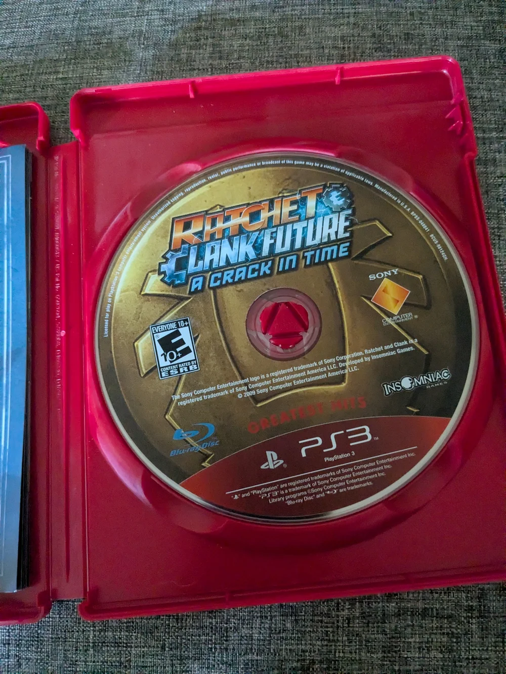 PlayStation 3 Ratchet & Clank Future: A Crack in Time - Red Case